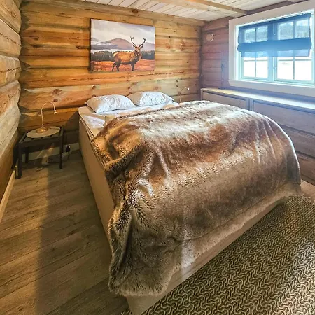 In With Sauna *